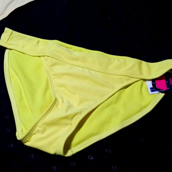 Bikini bottoms - Picture 2 of 5